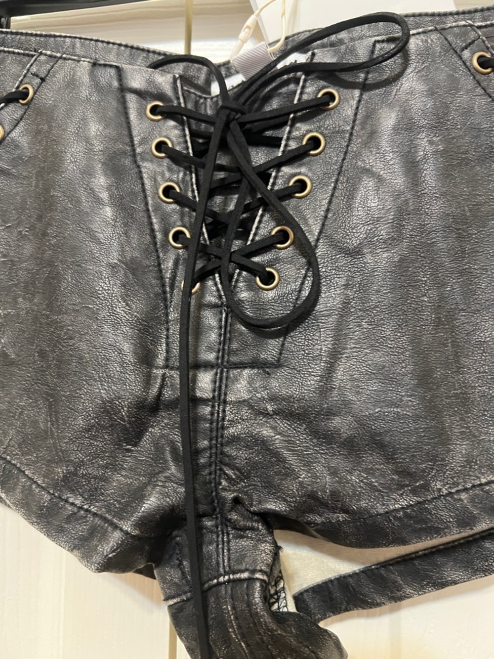 Jaded London Black Faux Leather Lace-Up Short Shorts. Size 26 - Picture 10 of 12